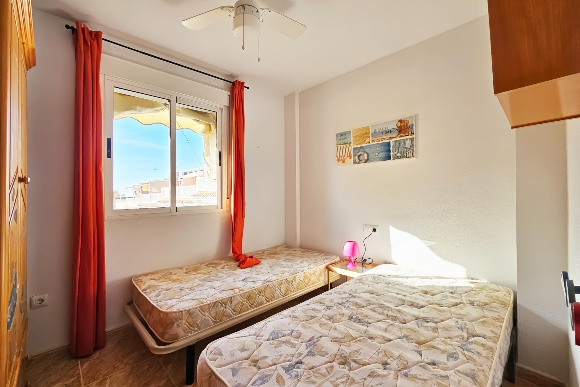 Resale - Bungalow - Santa Pola - Santiago bernabeu
