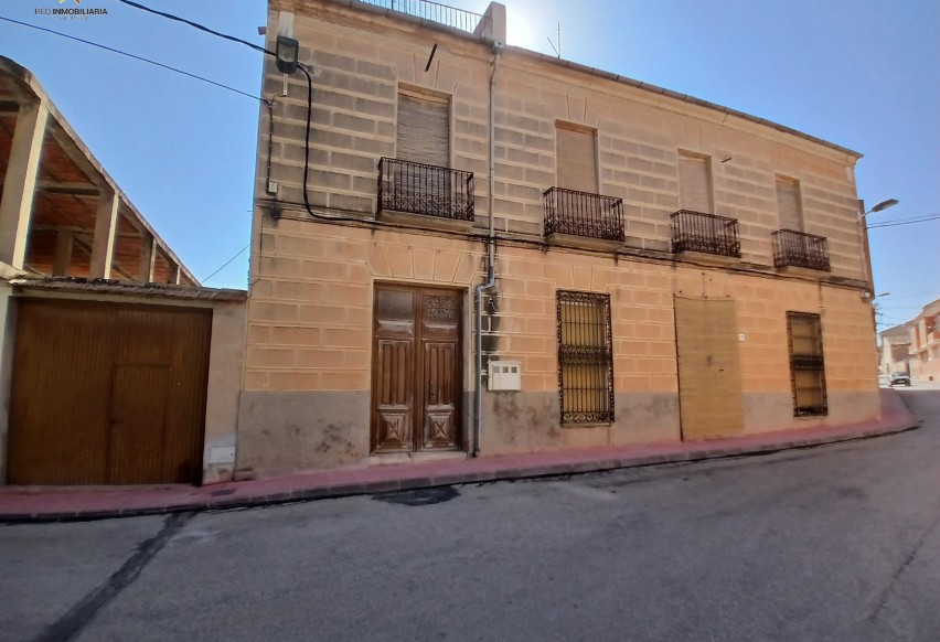 Resale - Casa - Algueña - Algeña alicante