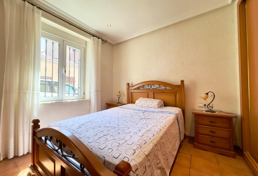Resale - Casa - Novelda - PASEO DE LOS MOLINOS