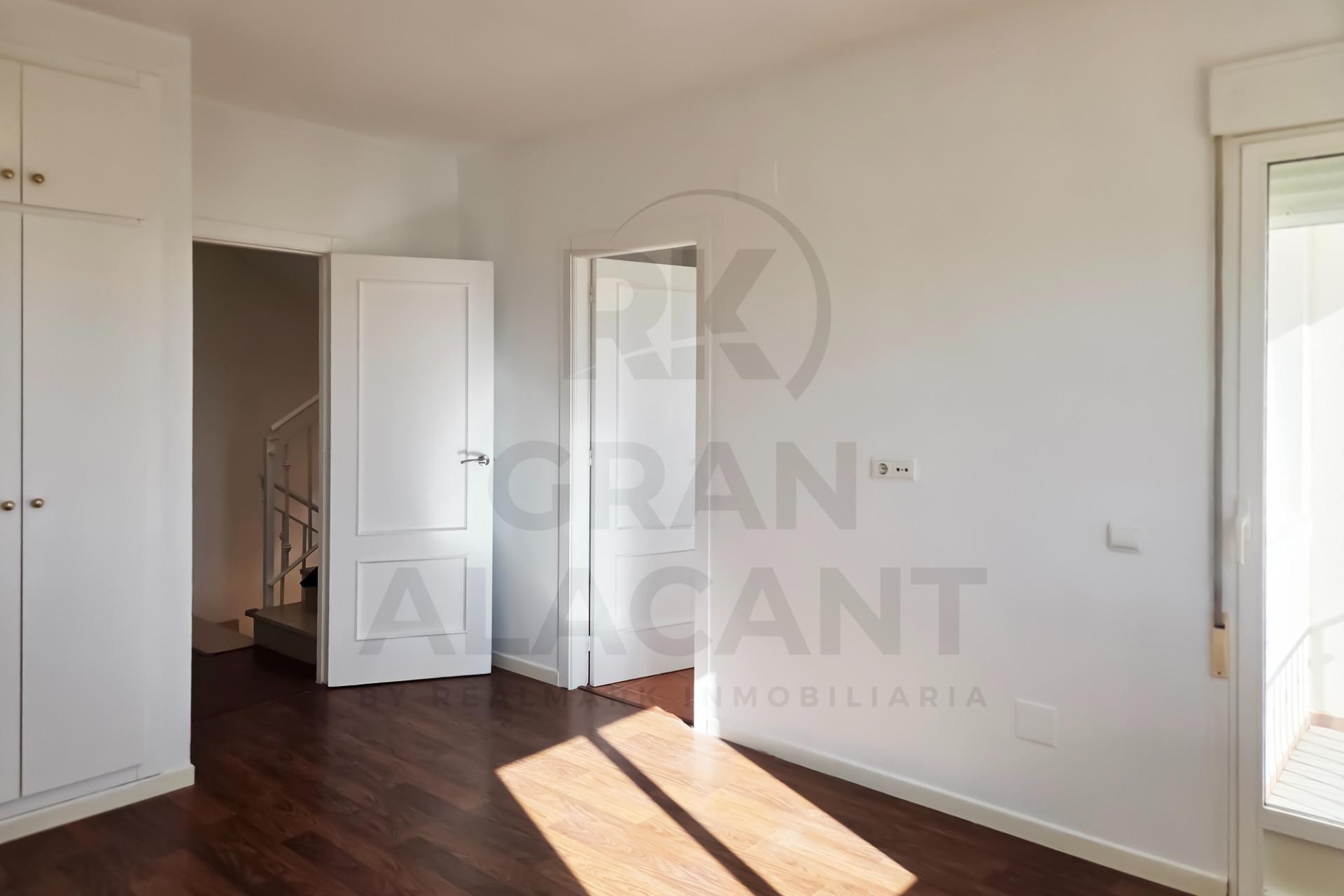 Resale - Casa Tipo Dúplex - Gran alacant - Carabasí