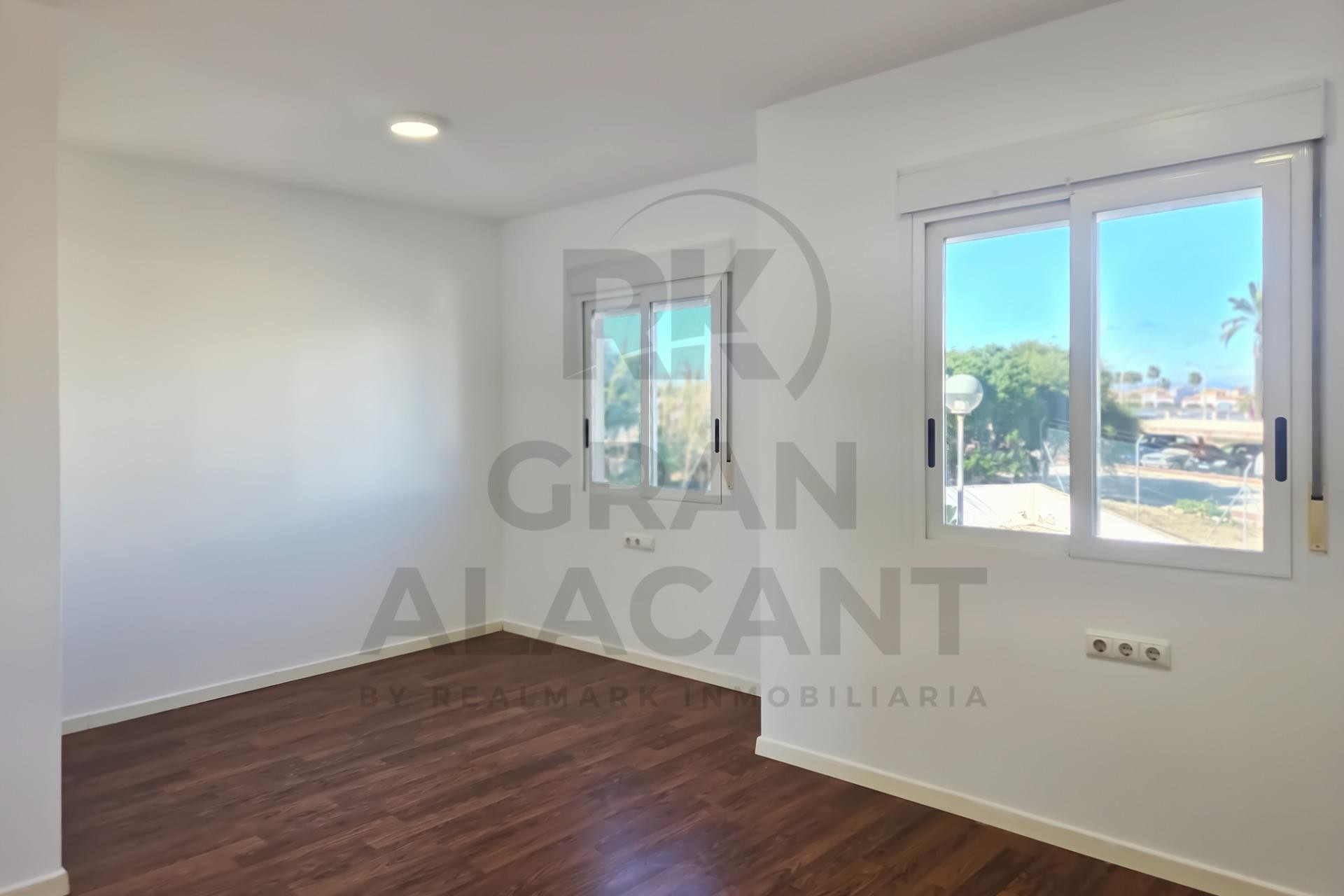 Resale - Casa Tipo Dúplex - Gran alacant - Carabasí