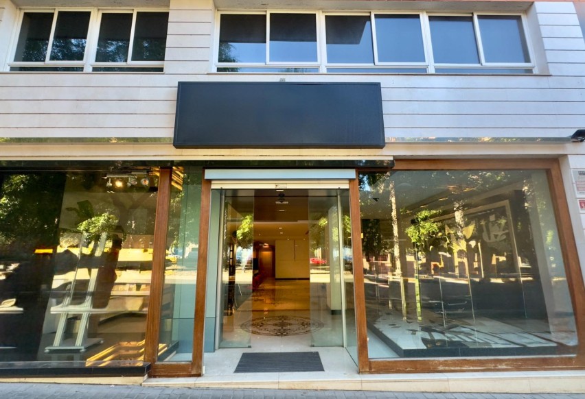Resale - Commercial - Alicante - Vistahermosa