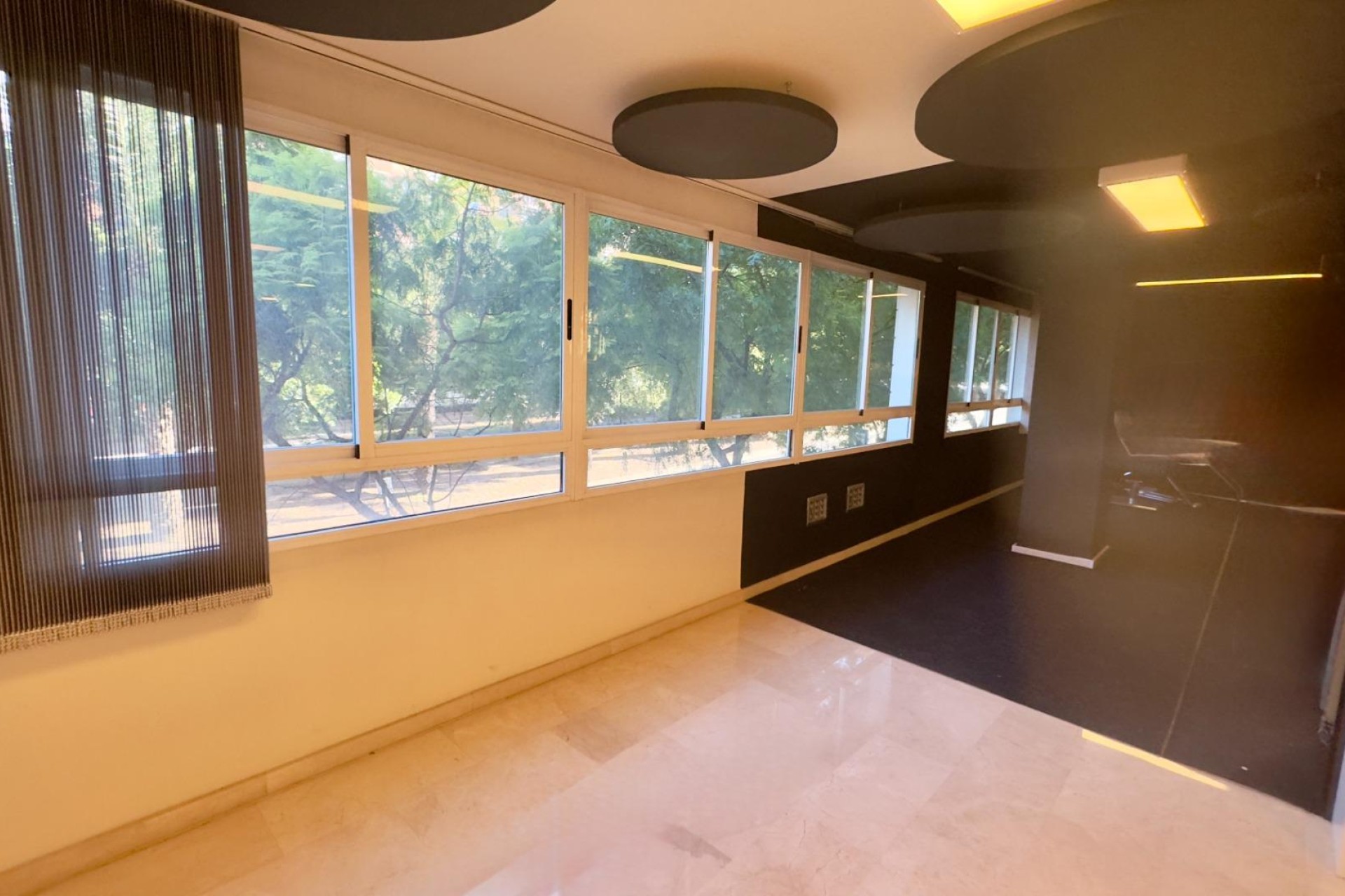 Resale - Commercial - Alicante - Vistahermosa