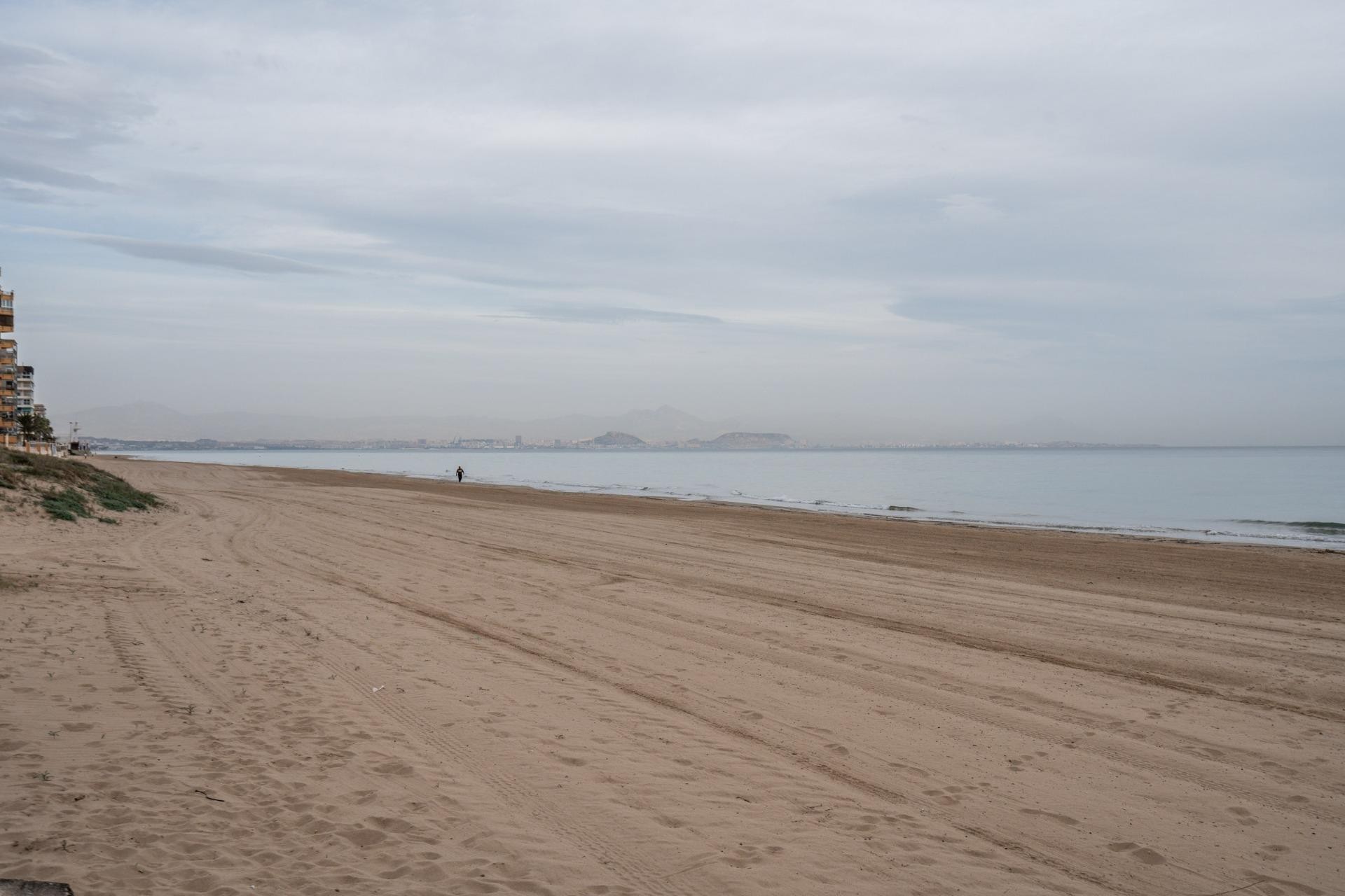 Resale - Commercial - Arenales del Sol