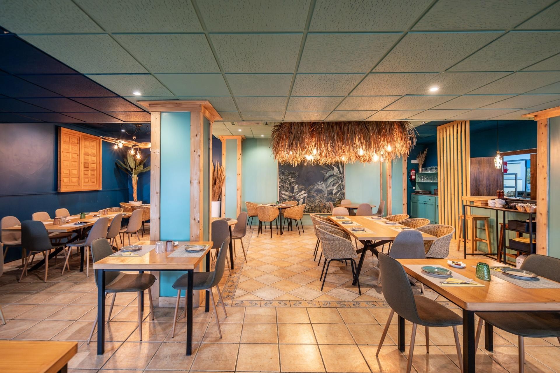Resale - Commercial - Arenales del Sol