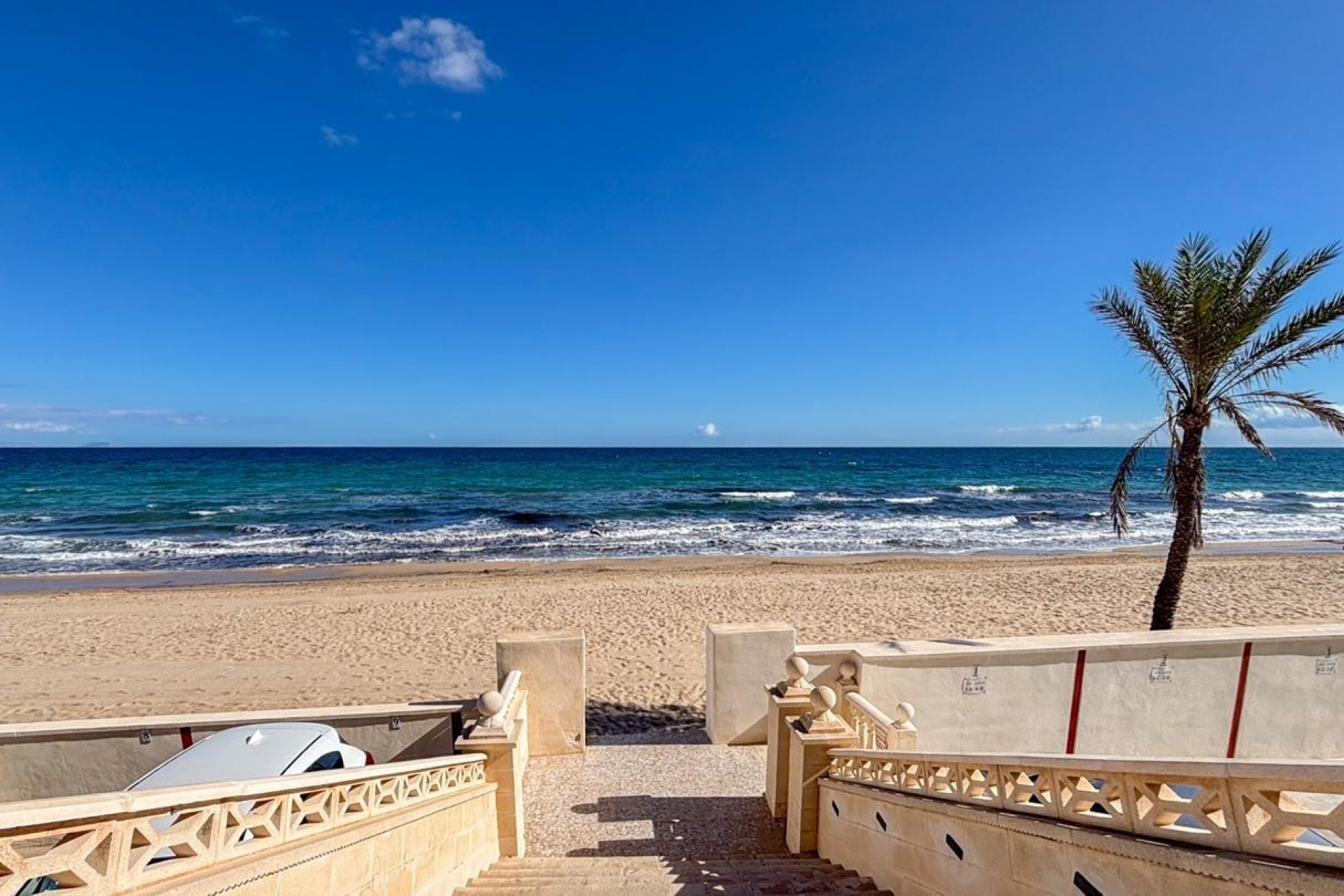 Resale - Commercial - Arenales del Sol