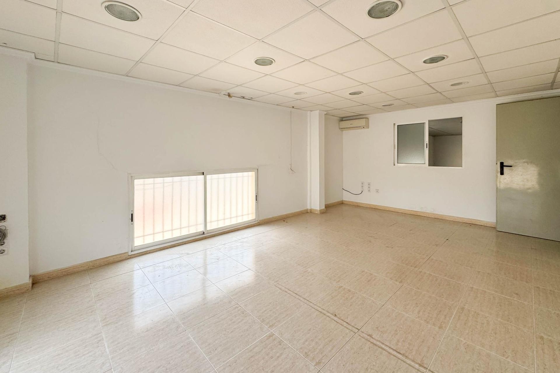 Resale - Commercial - Elche Pedanías - Algoda