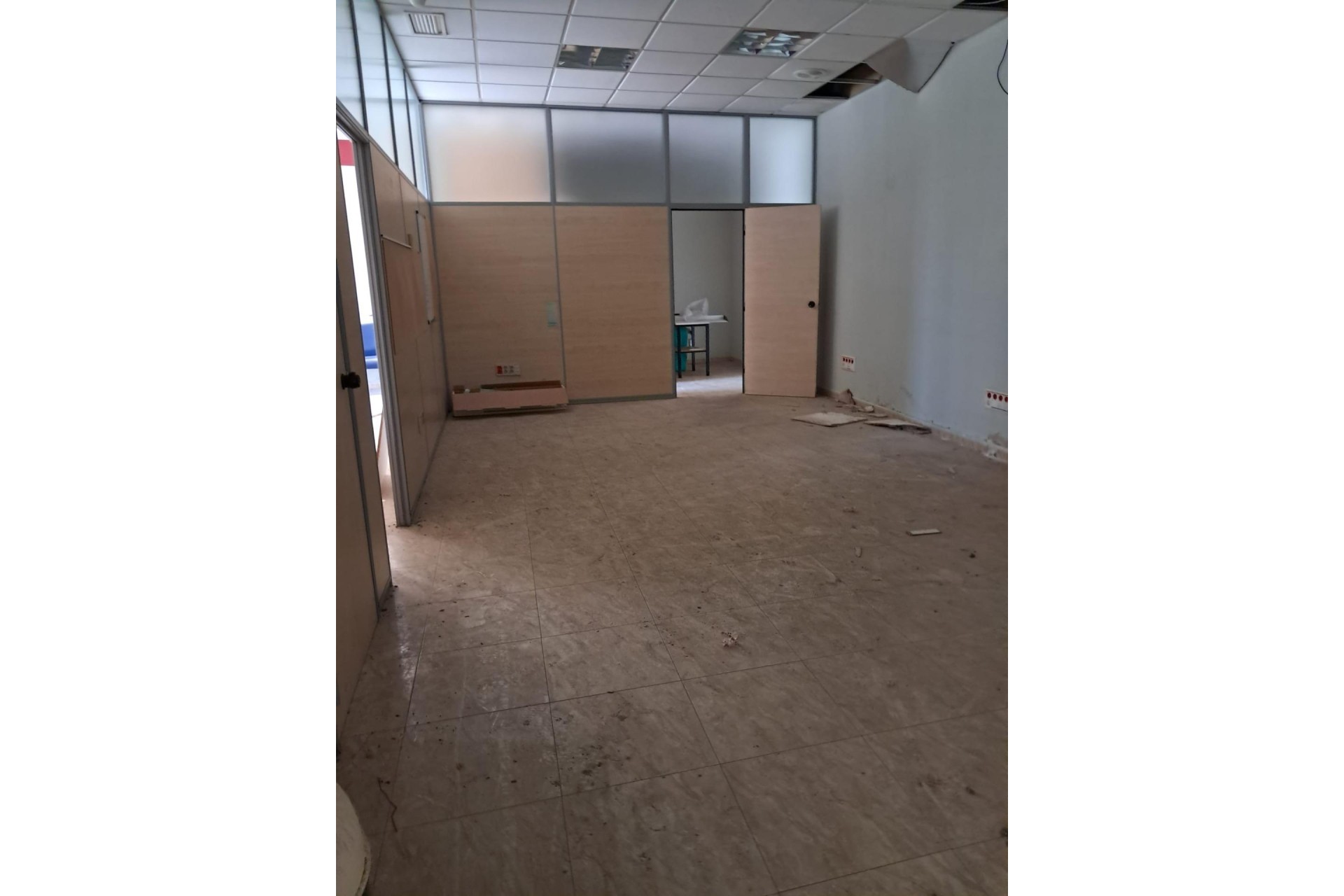 Resale - Commercial - Elche Pedanías - Algoros