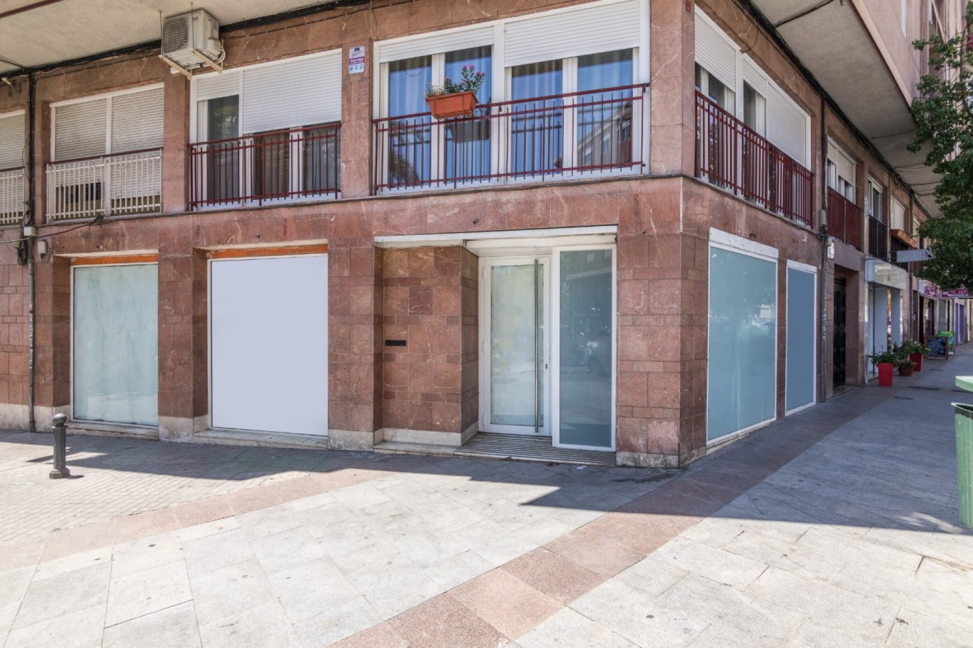 Resale - Commercial - Elche - Plaza Barcelona