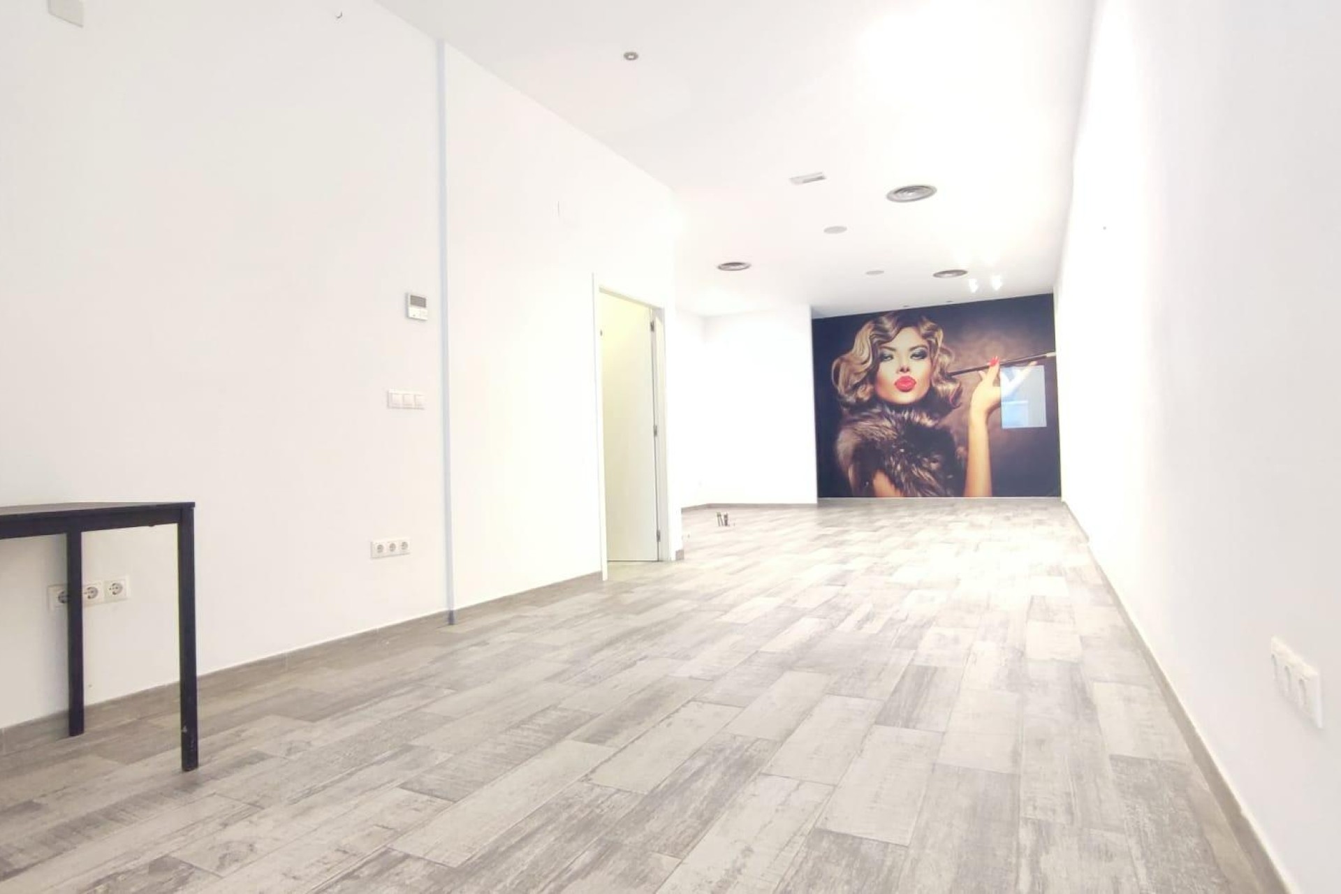 Resale - Commercial - Elche - Plaza Barcelona