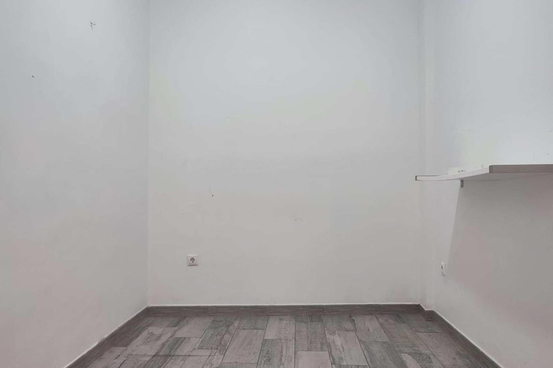 Resale - Commercial - Elche - Plaza Barcelona