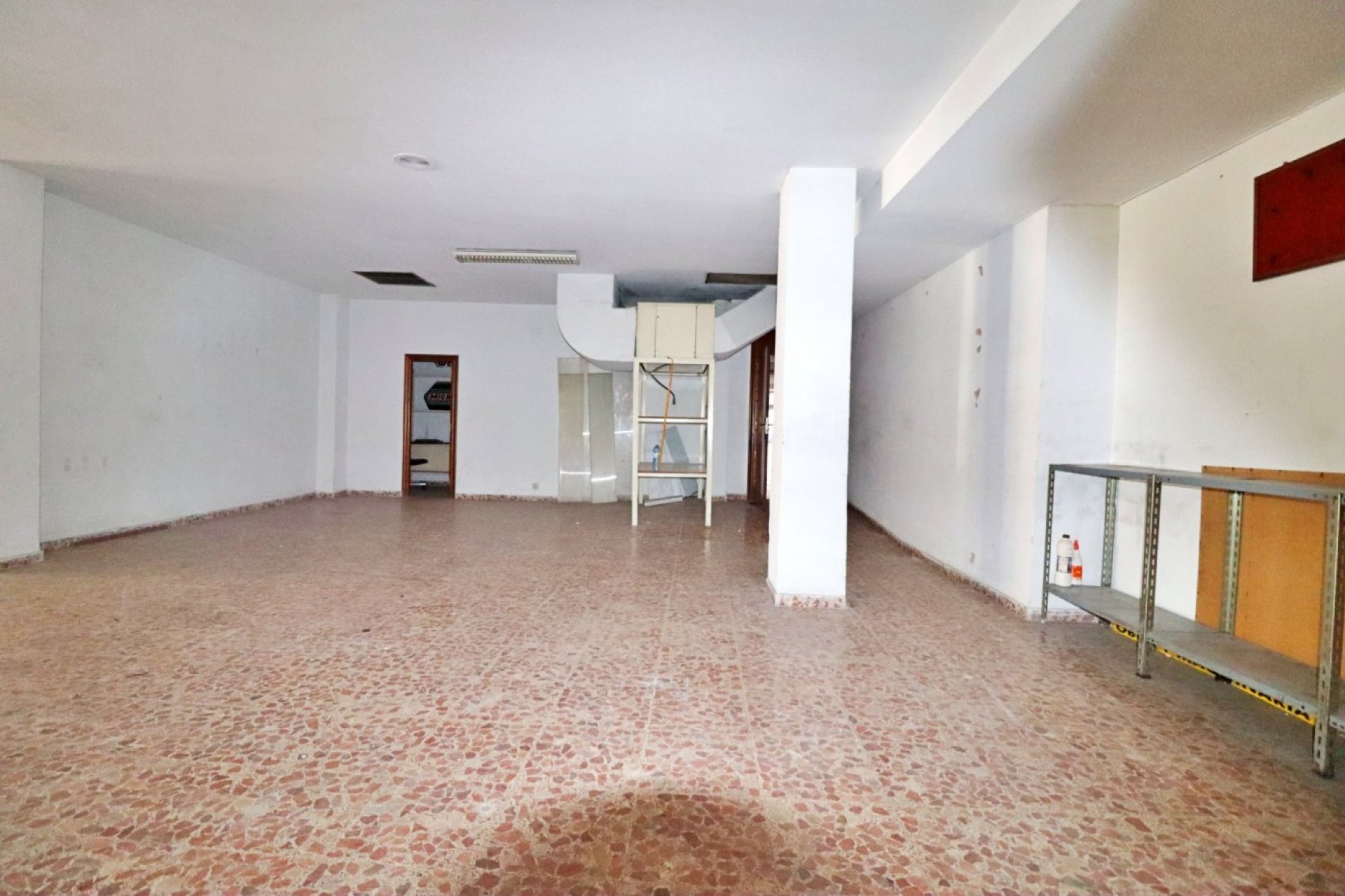 Resale - Commercial - Elche - Plaza Crevillente