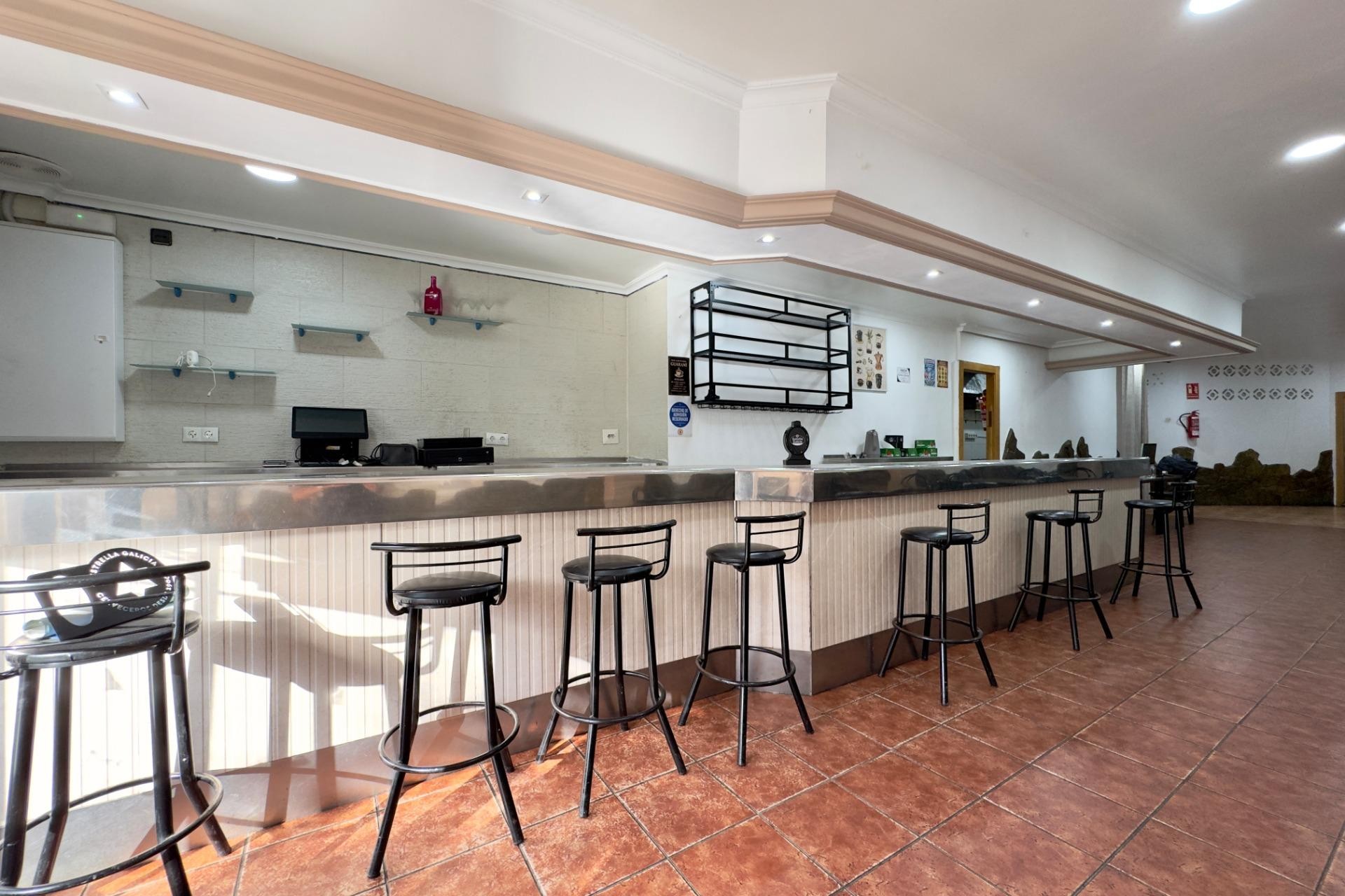Resale - Commercial - Elche - San Crispín