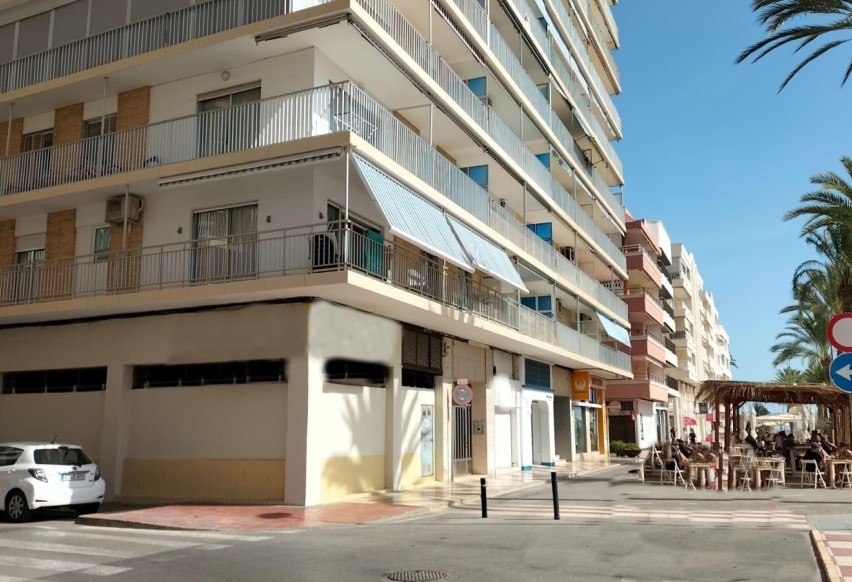 Resale - Commercial - Santa Pola - Playa Levante