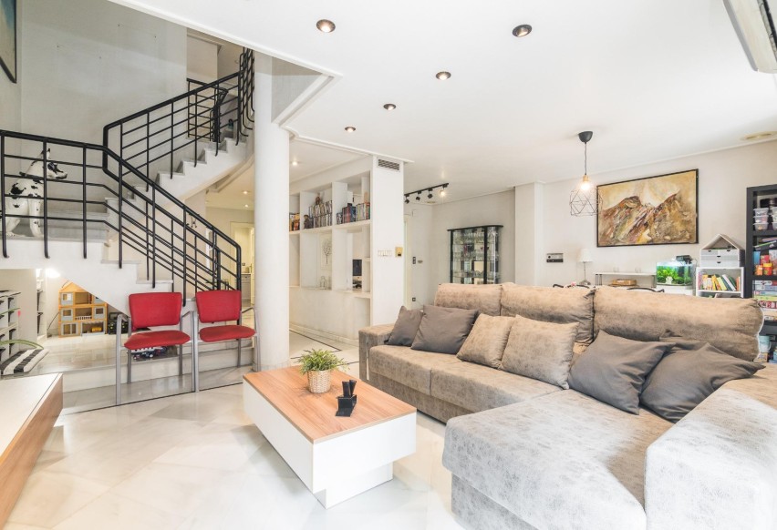 Resale - Duplex - Elche - Center