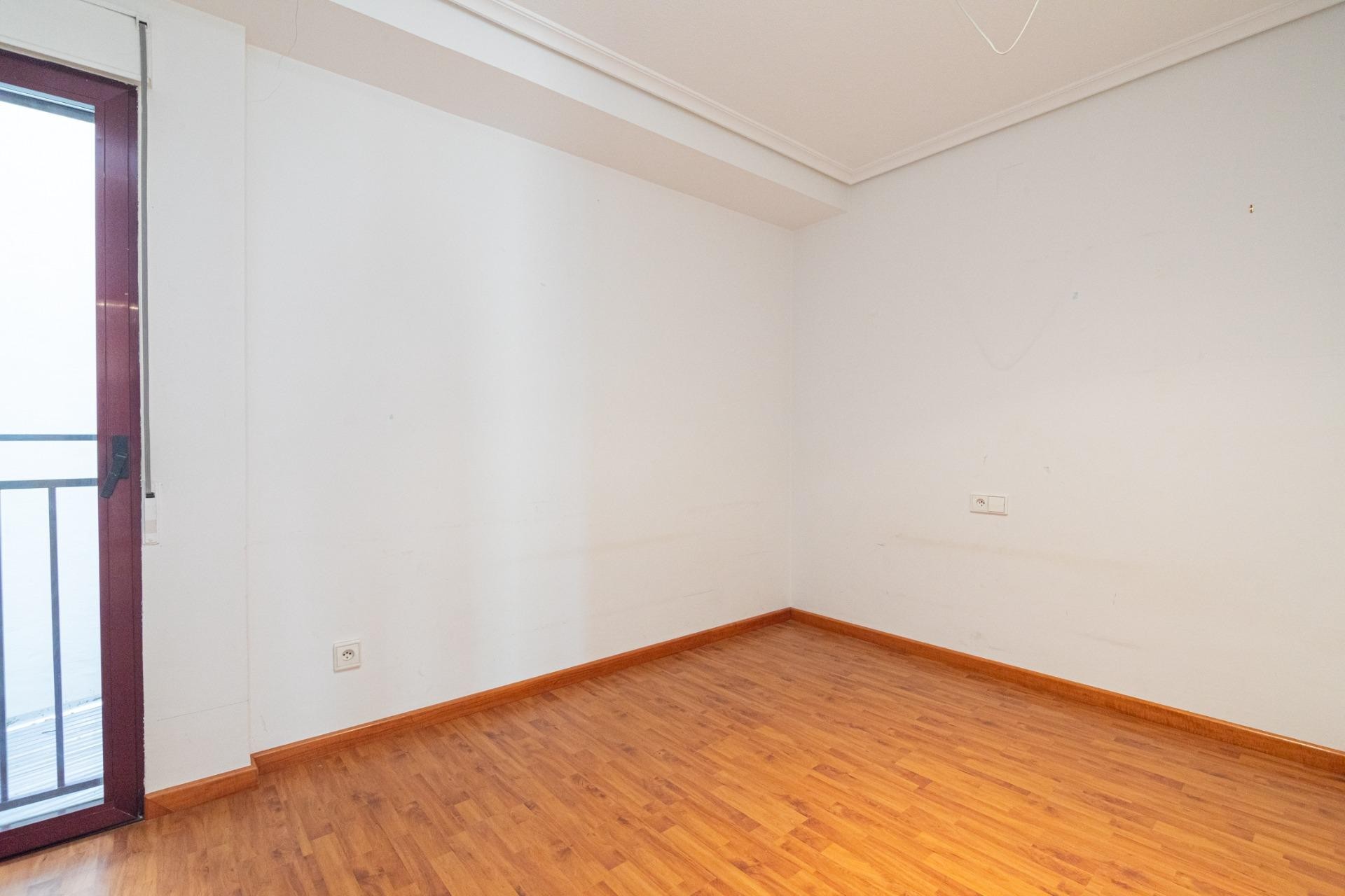 Resale - Duplex - Elche - Raval - Puertas Coloradas