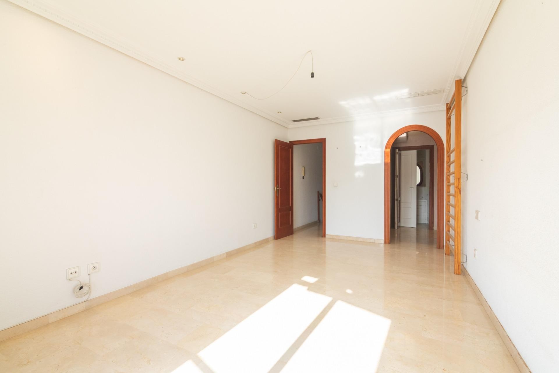 Resale - Duplex - Elche - Raval - Puertas Coloradas