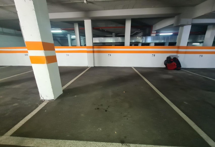 Resale - Garage - Arenales del Sol