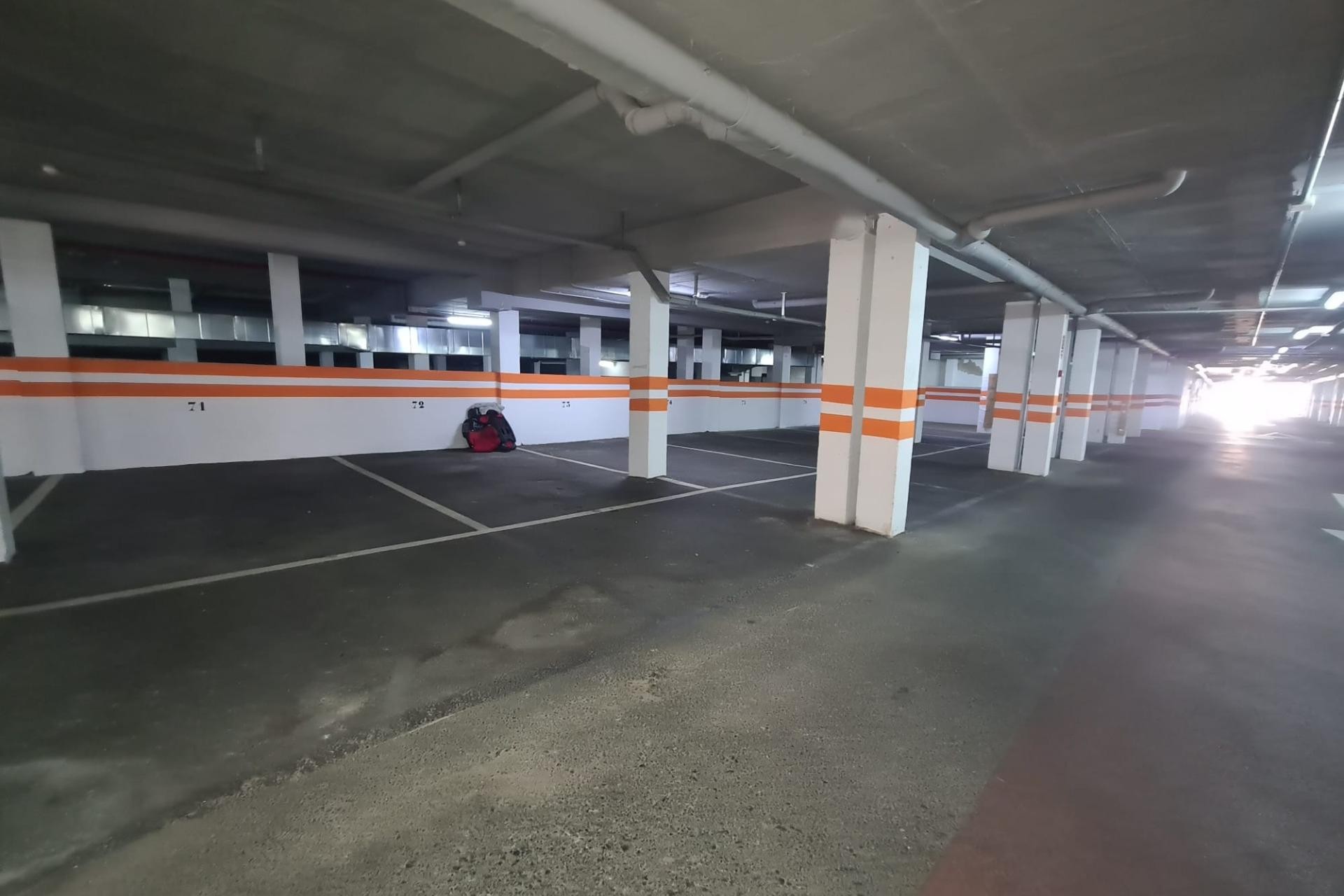 Resale - Garage - Arenales del Sol