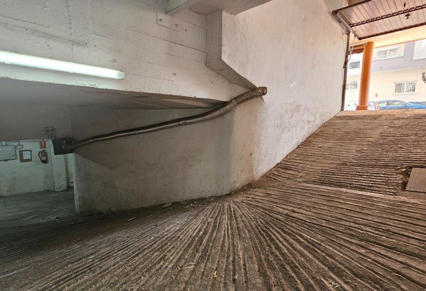 Resale - Garage - Benidorm - Colonia Madrid