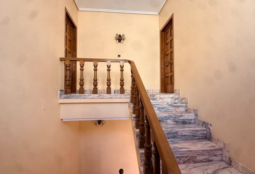 Resale - house - Benilloba - Centro