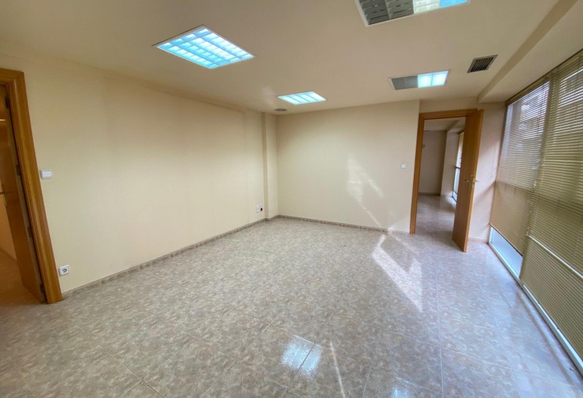 Resale - Local comercial - Elche - Center