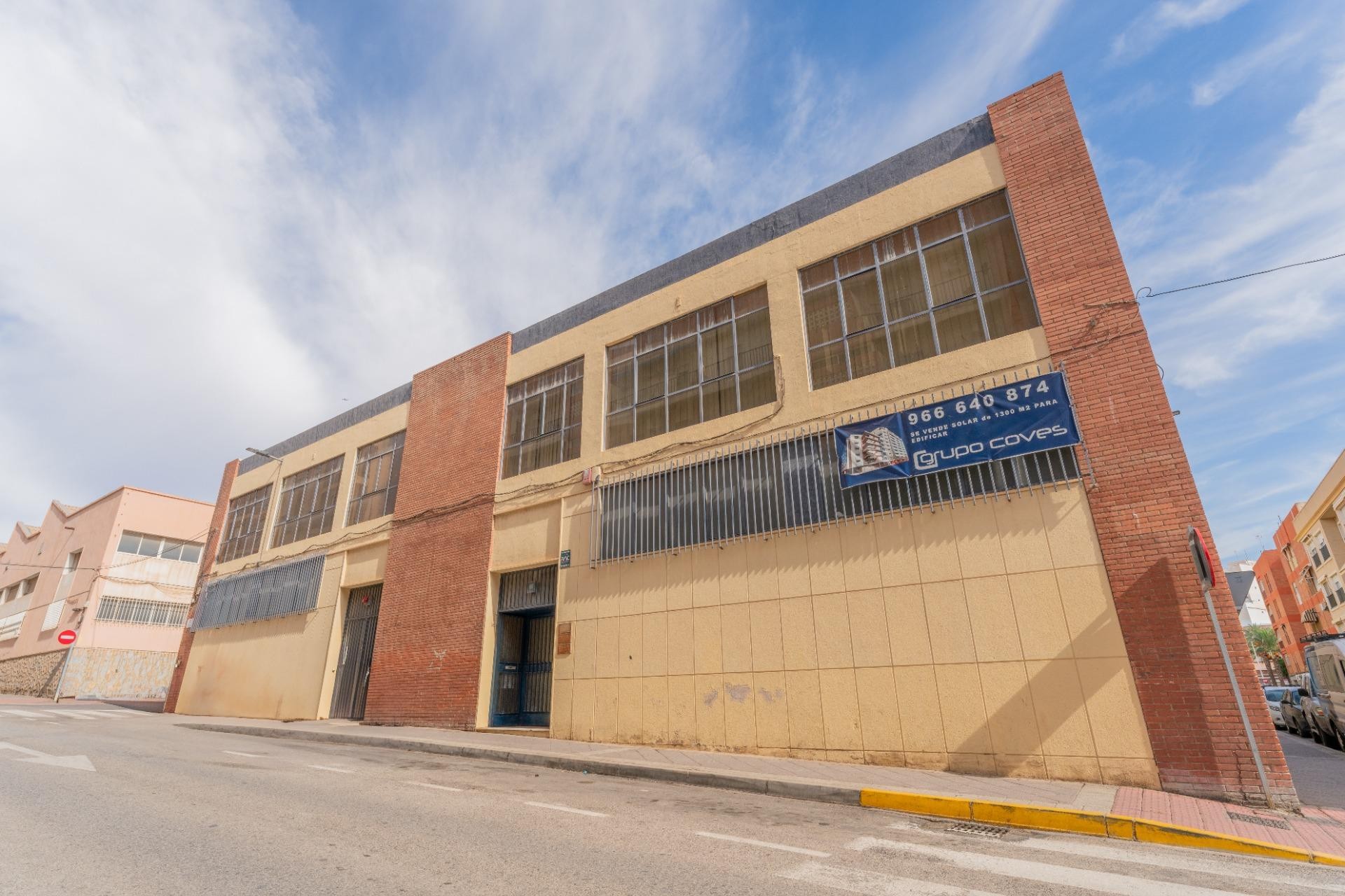 Resale - Nave industrial - Elche - Toscar