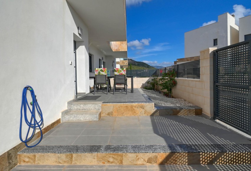 Resale - Pareado - Polop - La alberca