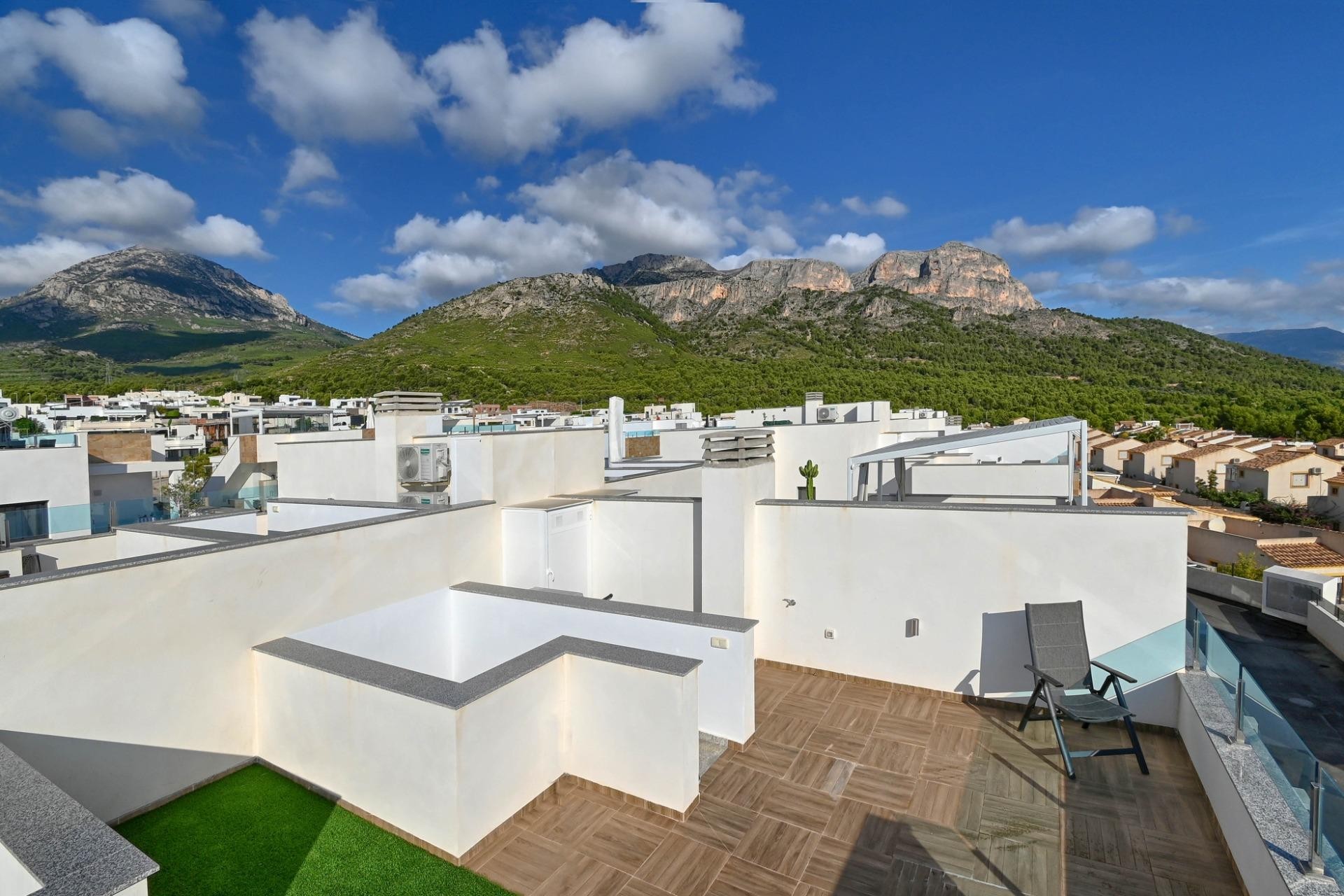 Resale - Pareado - Polop - La alberca