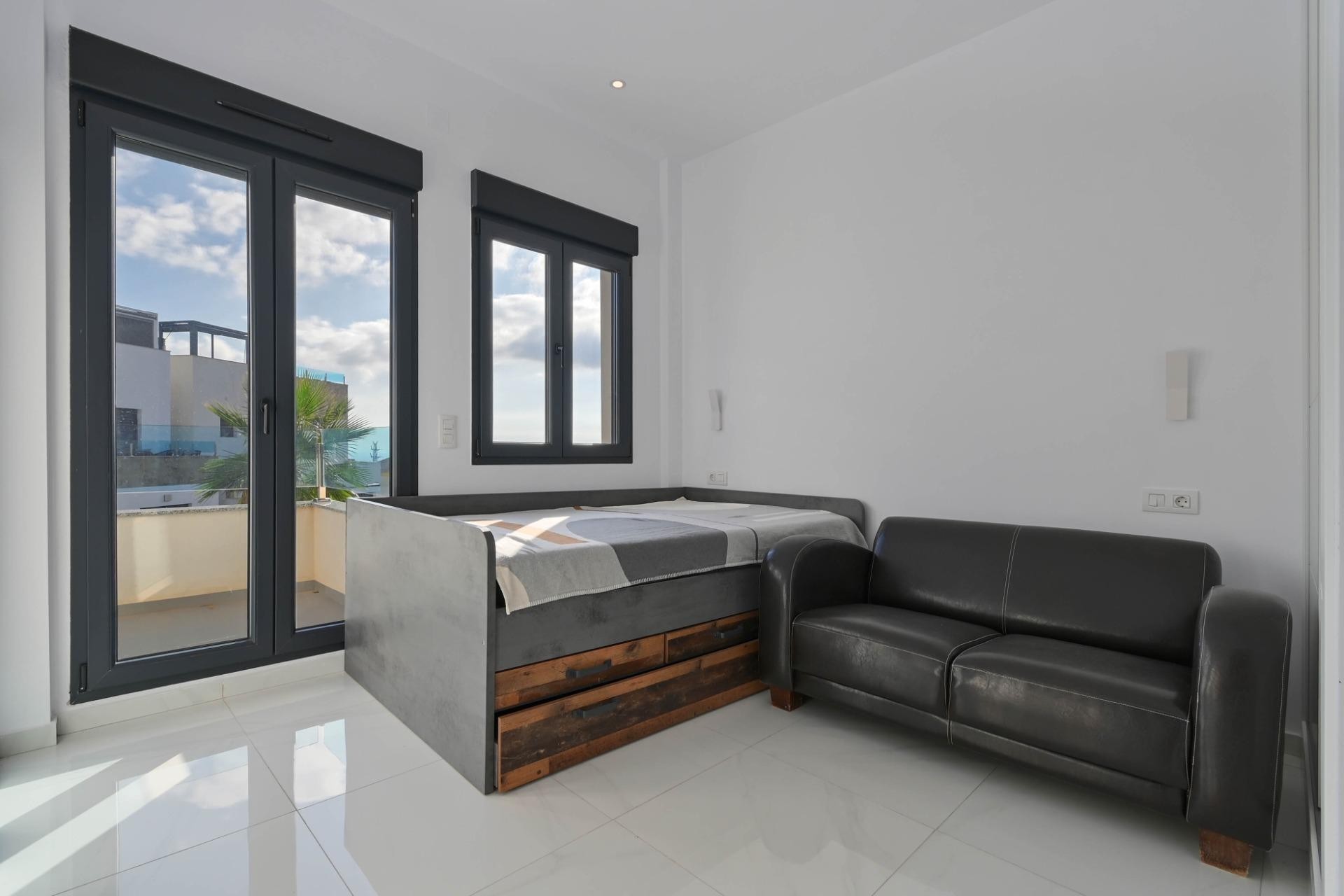 Resale - Pareado - Polop - La alberca