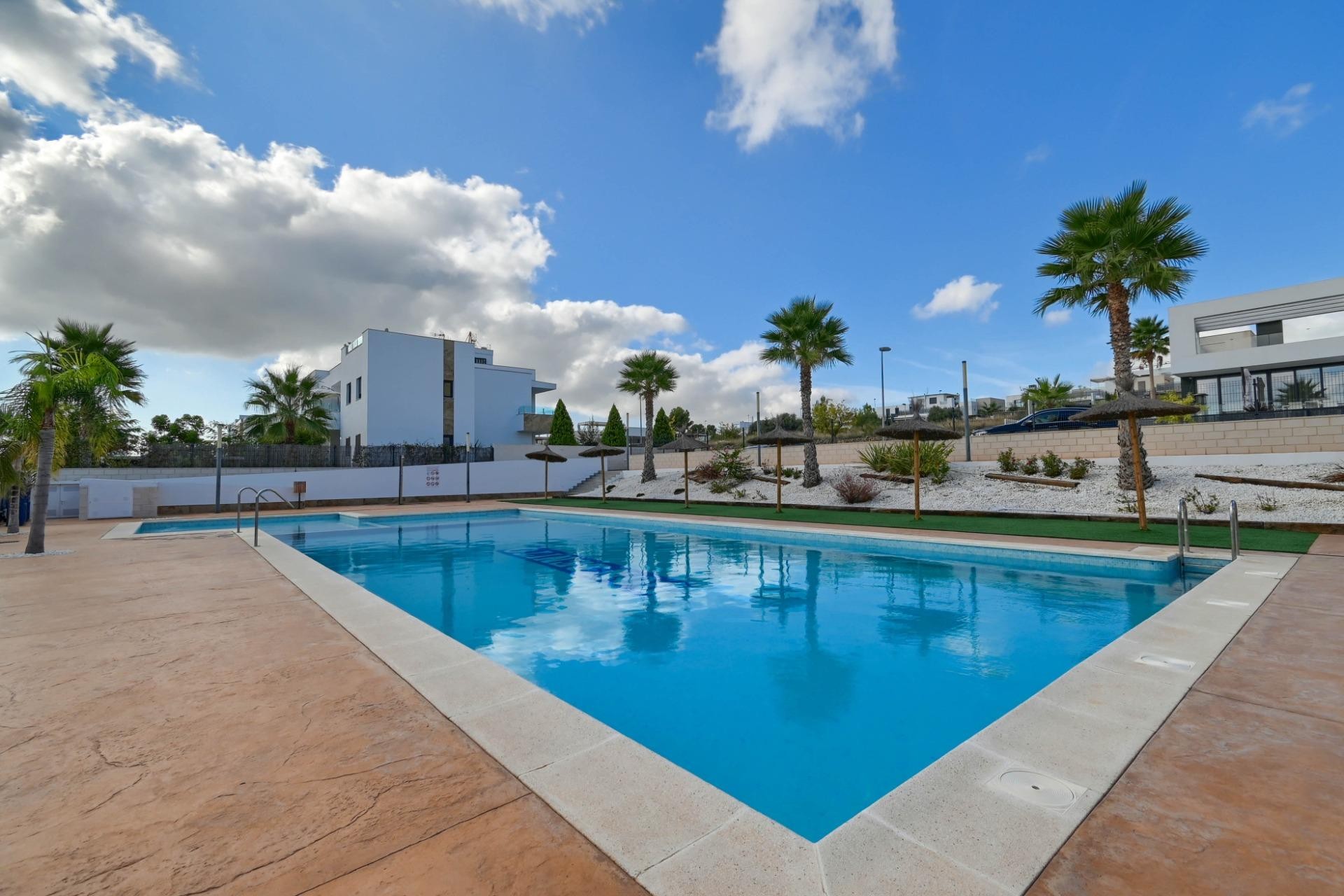 Resale - Pareado - Polop - La alberca