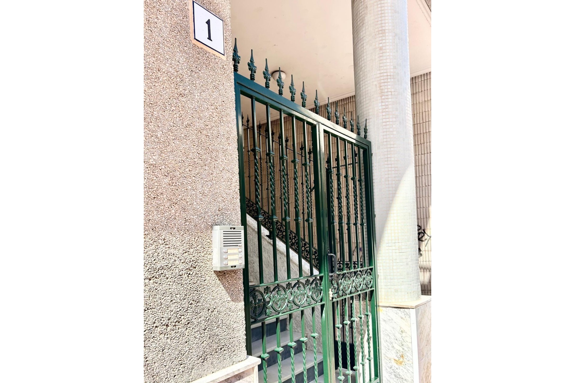 Resale - Parking - Santa Pola - Centro
