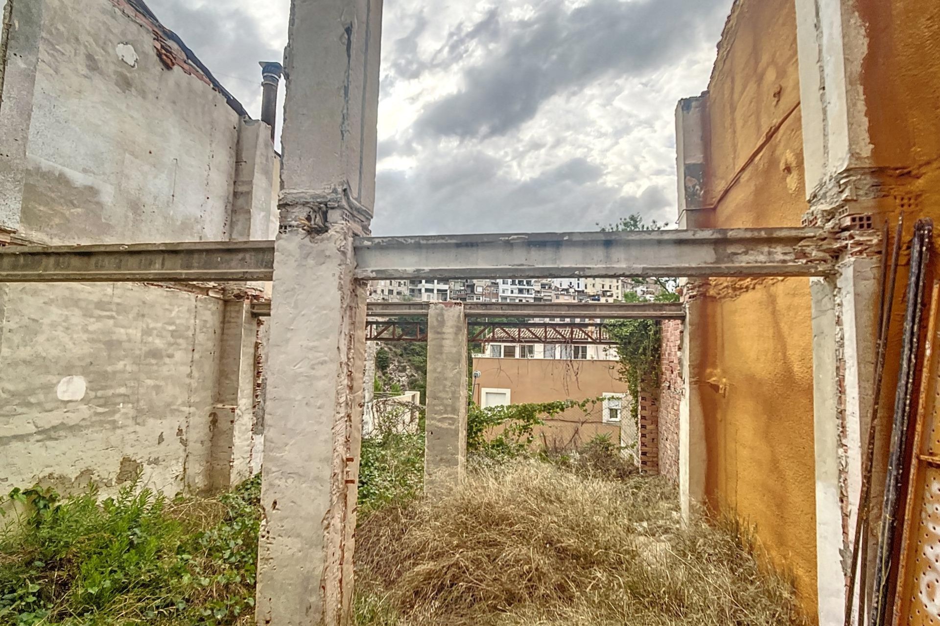 Resale - Plot / Land - Alcoy - VIADUCTO