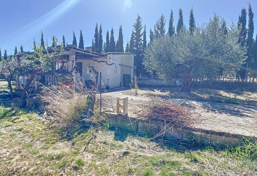 Resale - Plot / Land - Castalla - Comunidad valenciana