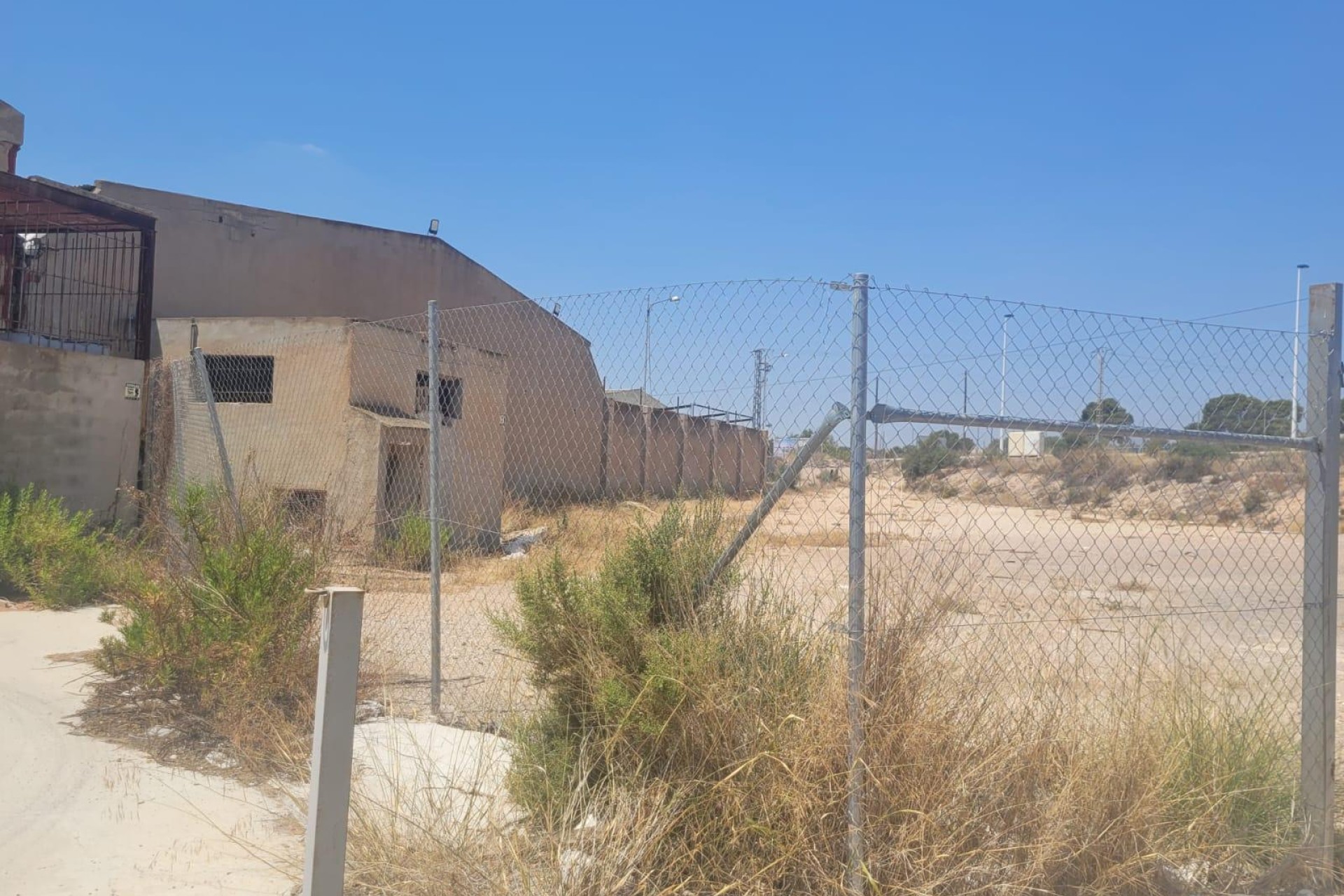 Resale - Plot / Land - Crevillent - Comunidad valenciana