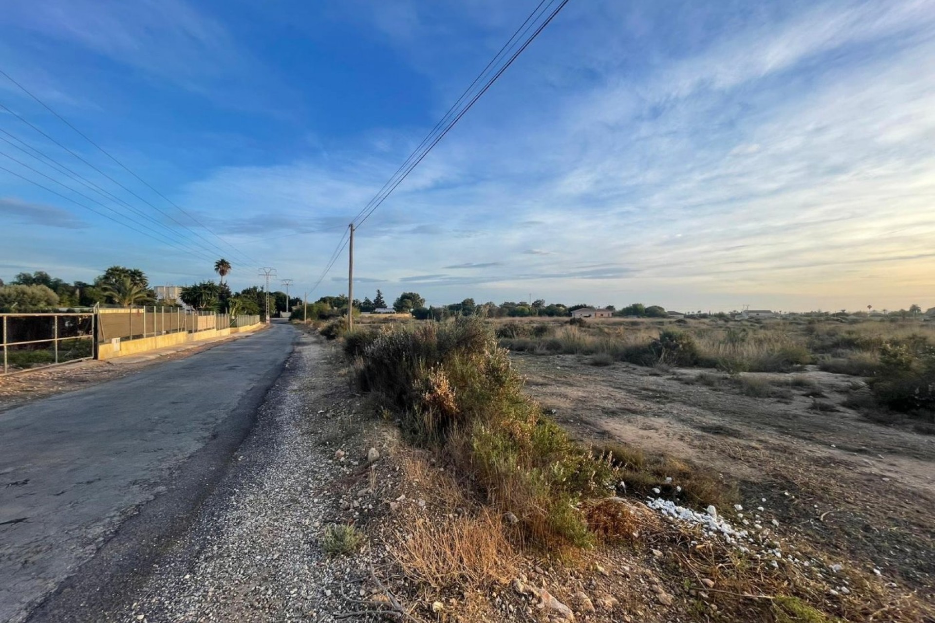 Resale - Plot / Land - Elche