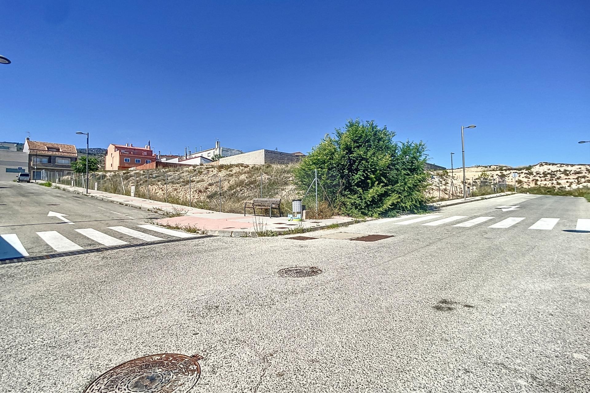 Resale - Plot / Land - Ibi - Campos