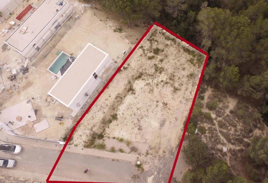 Resale - Plot / Land - l'Alfas del Pi - Alfaz del Pi