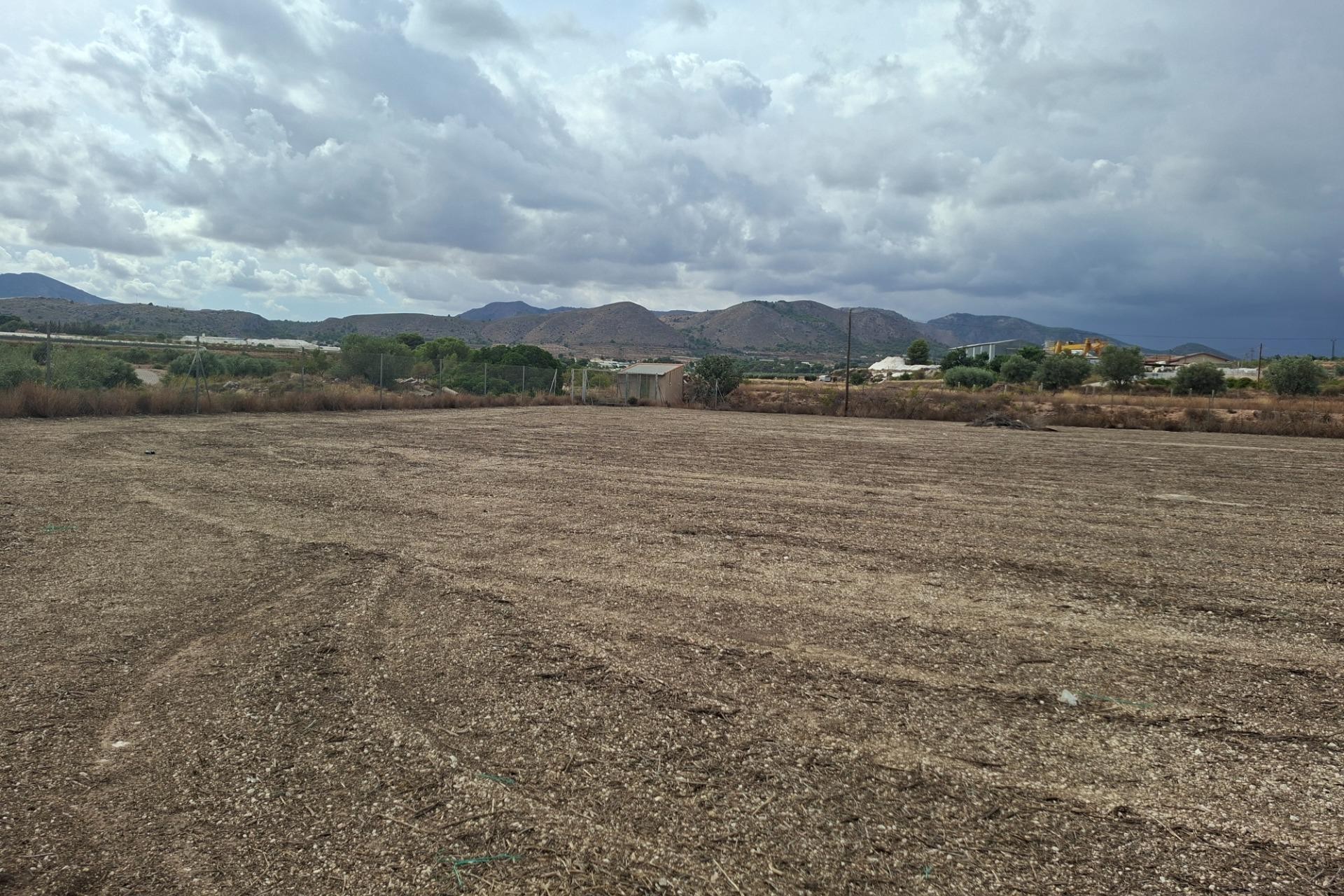 Resale - Plot / Land - La Romana - Crta. LA ROMANA