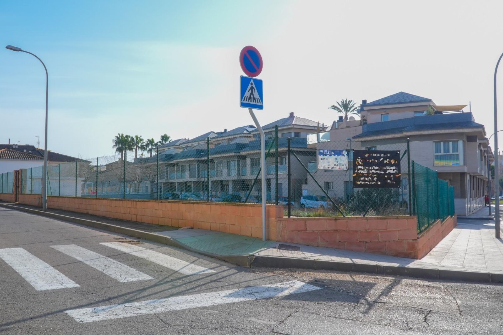 Resale - Plot / Land - Pilar de la Horadada - PILAR DE LA HORADADA