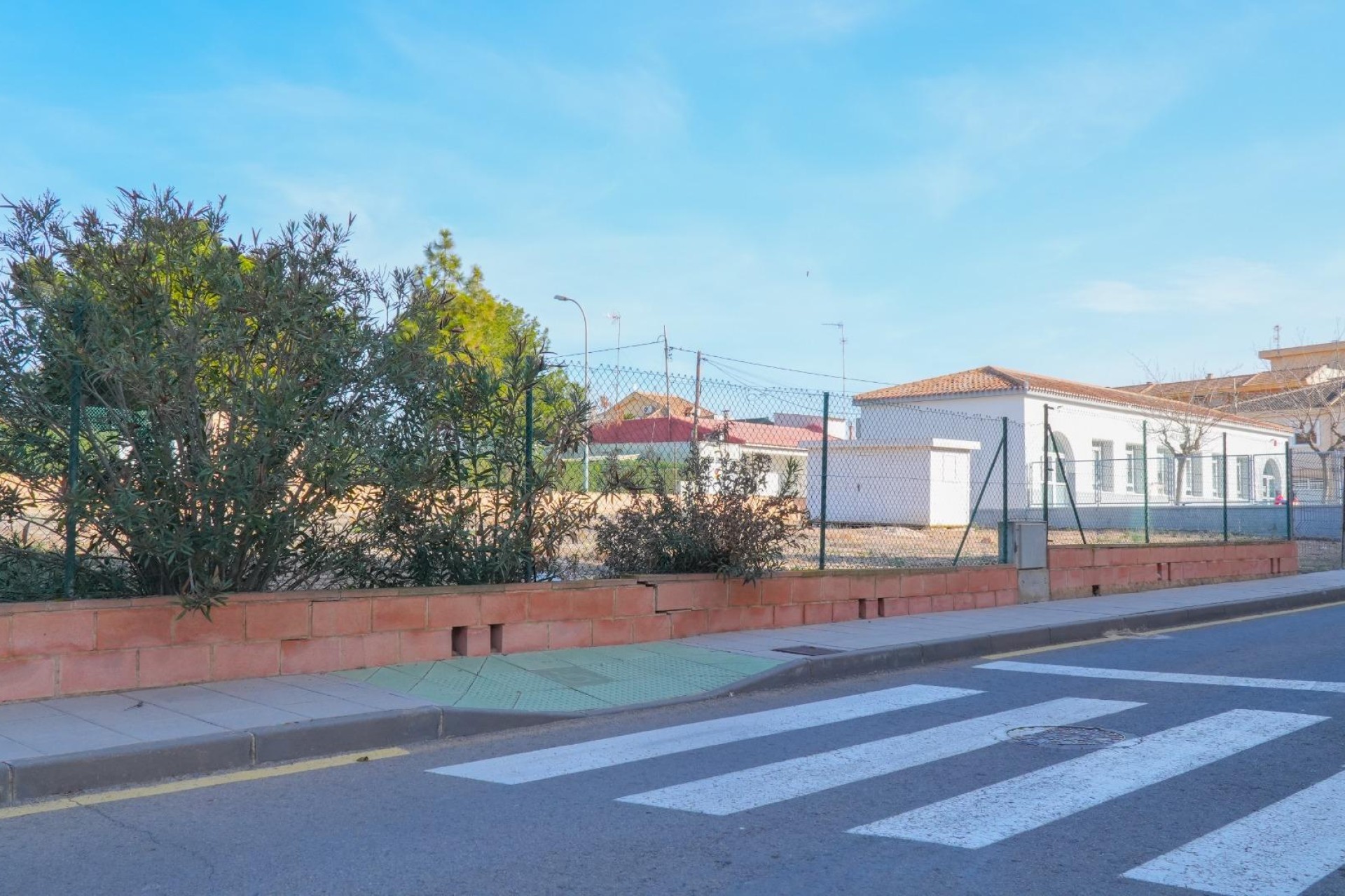 Resale - Plot / Land - Pilar de la Horadada - PILAR DE LA HORADADA