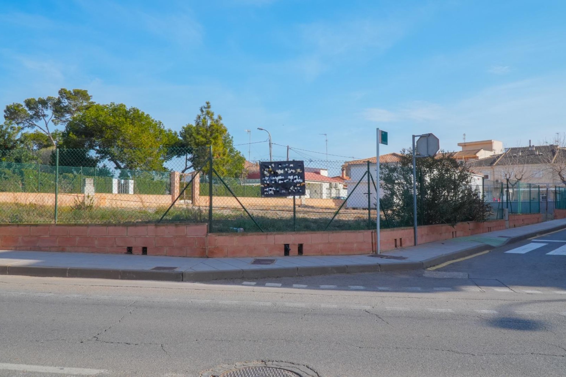 Resale - Plot / Land - Pilar de la Horadada - PILAR DE LA HORADADA
