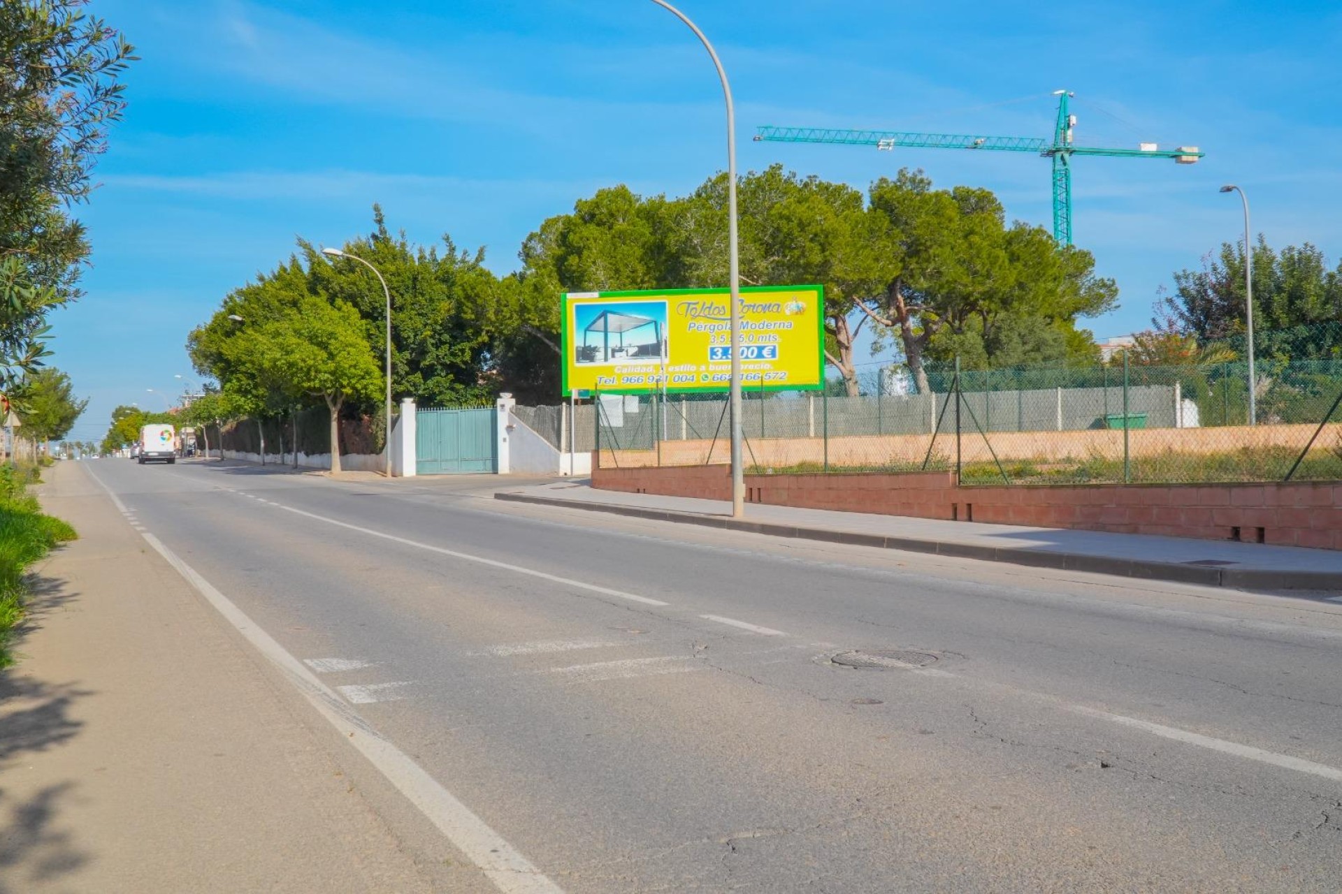 Resale - Plot / Land - Pilar de la Horadada - PILAR DE LA HORADADA