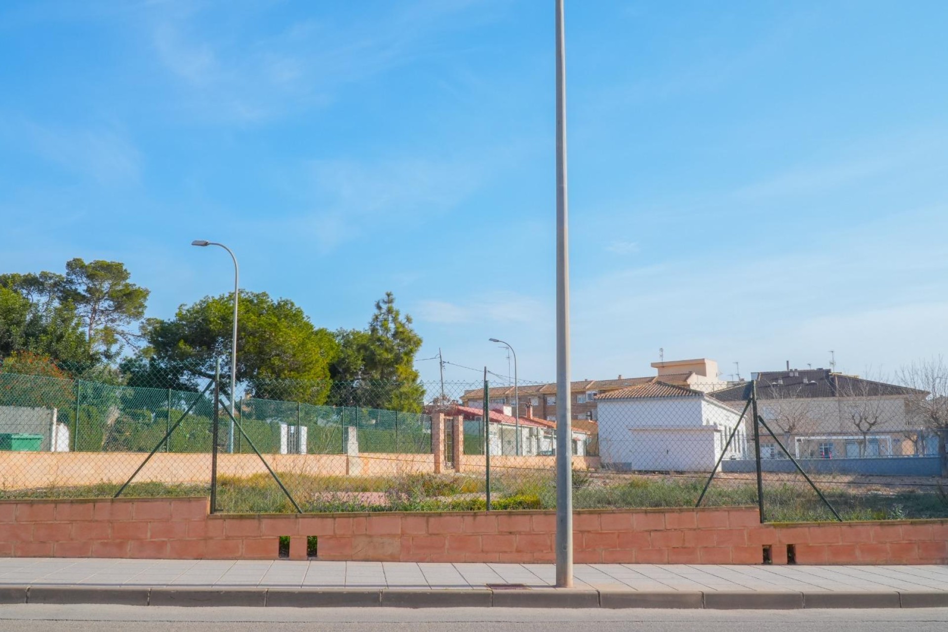 Resale - Plot / Land - Pilar de la Horadada - PILAR DE LA HORADADA
