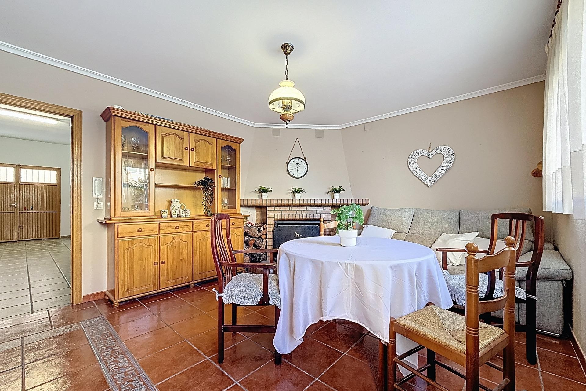 Resale - Townhouse - Castalla - Comunidad valenciana