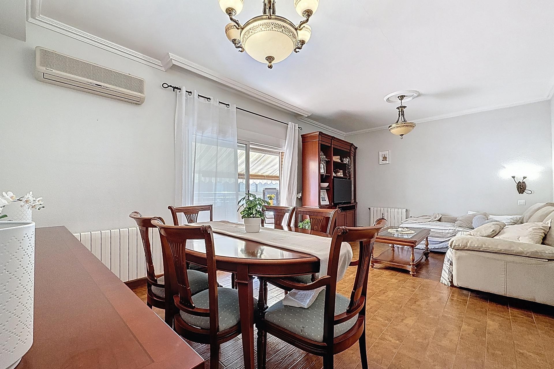 Resale - Townhouse - Castalla - Comunidad valenciana