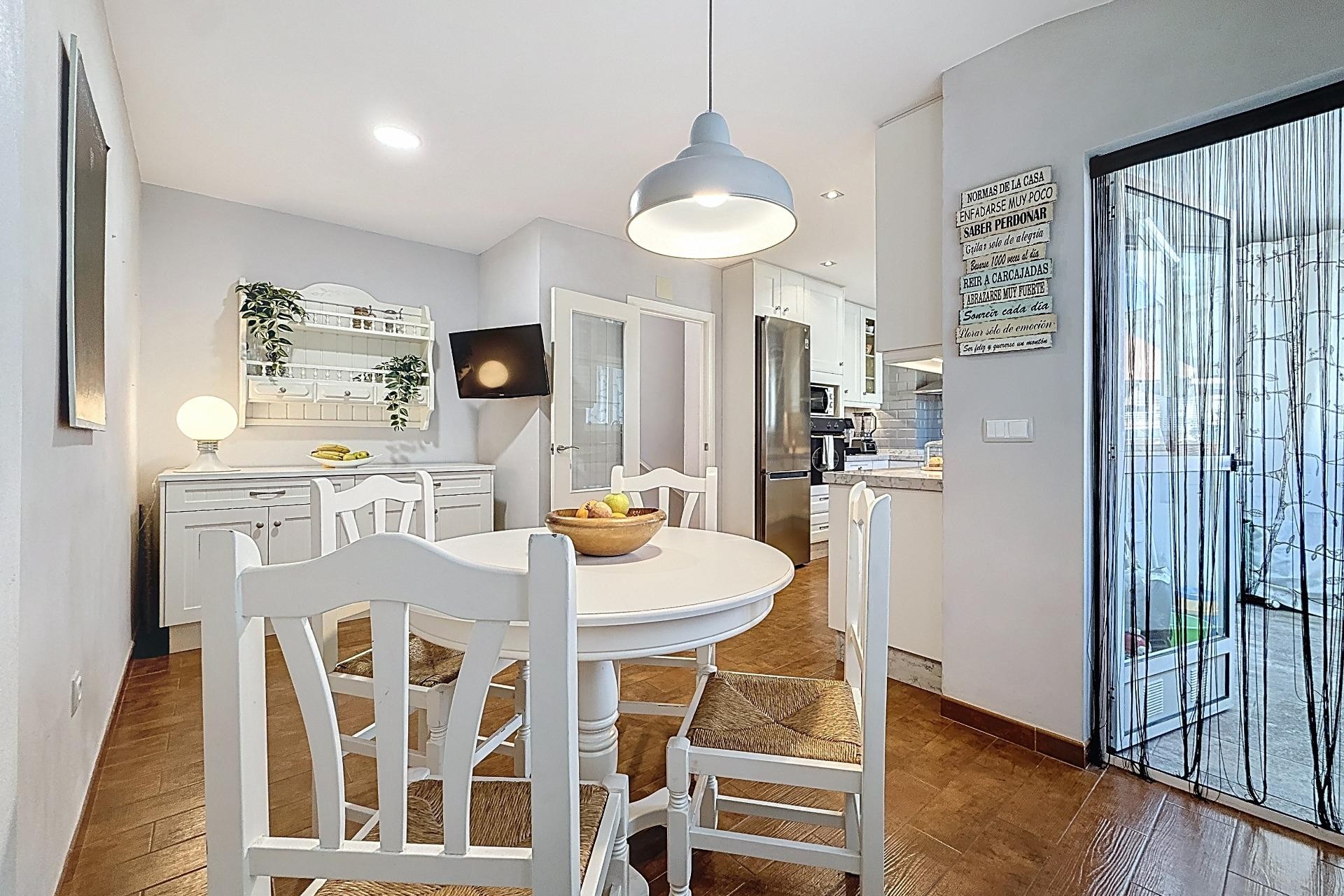 Resale - Townhouse - Castalla - Comunidad valenciana