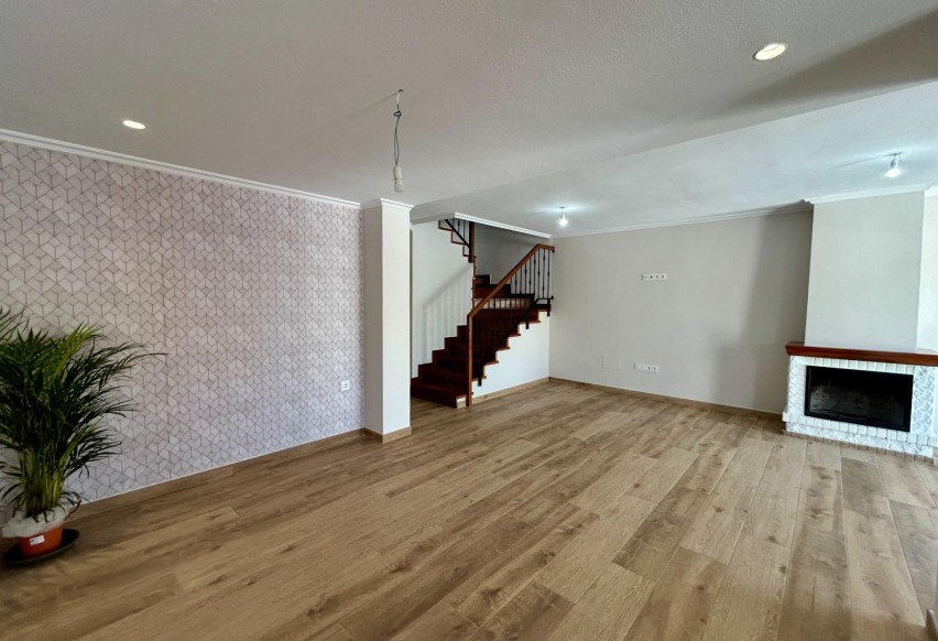 Resale - Townhouse - Dolores - Comunidad valenciana