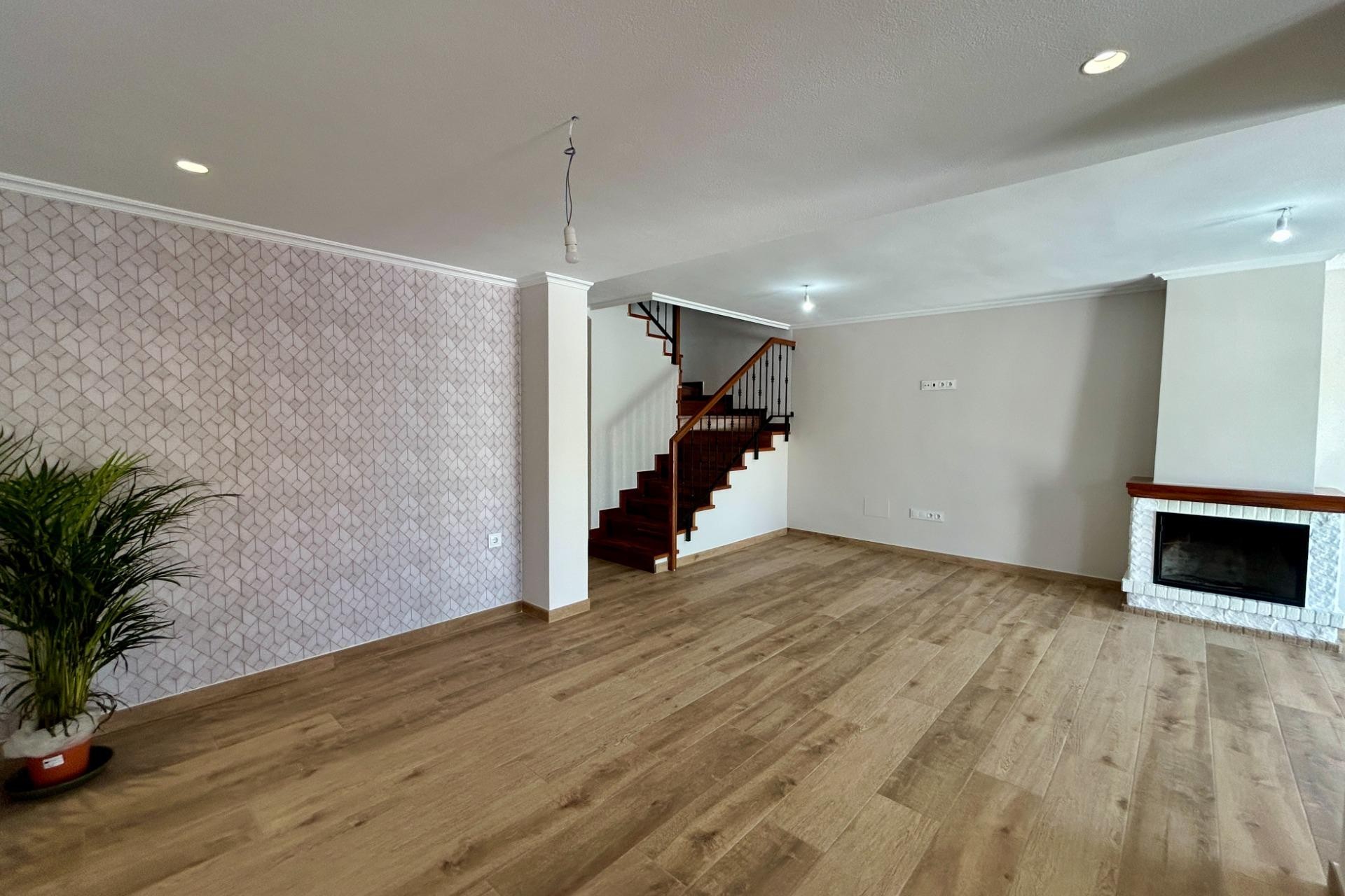 Resale - Townhouse - Dolores - Comunidad valenciana