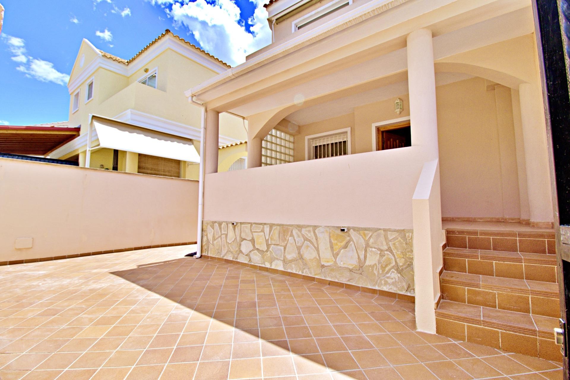 Resale - Townhouse - Elche Pedanías - Valverde